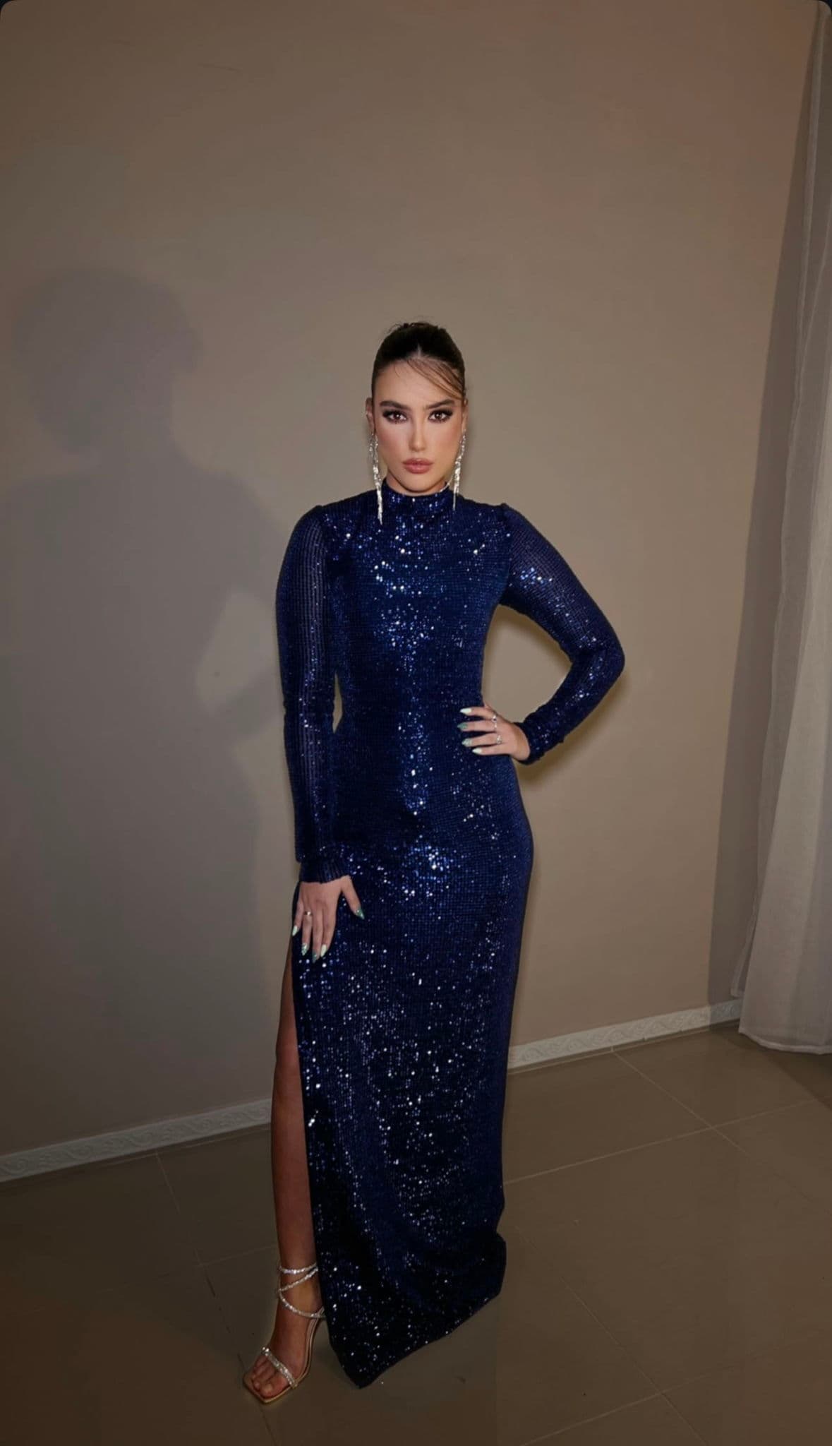 SHINY BLUE 1